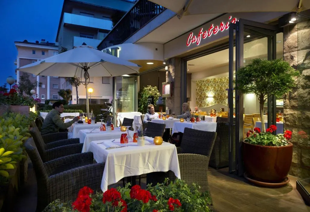 Restaurant, ibis Styles Figueres Ronda, Costa Brava