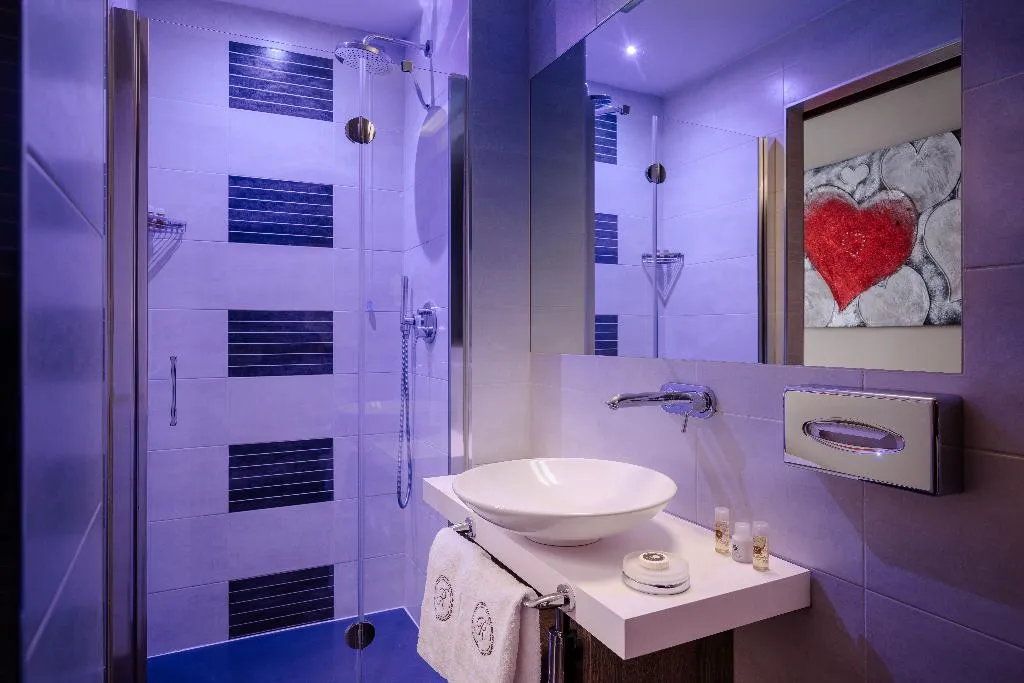 Room, Hotel Mentana, Milan