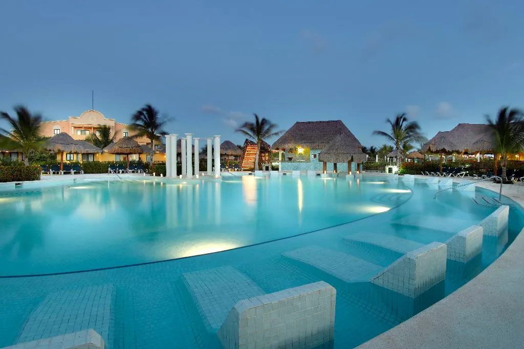 Pool, Grand Palladium Kantenah Resort & Spa, Cancun Area