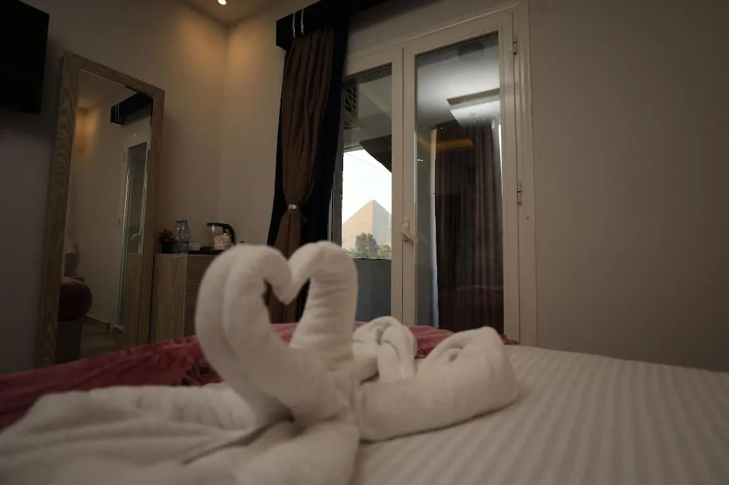 Room, Capital Of Pyramids Hotel, Cairo