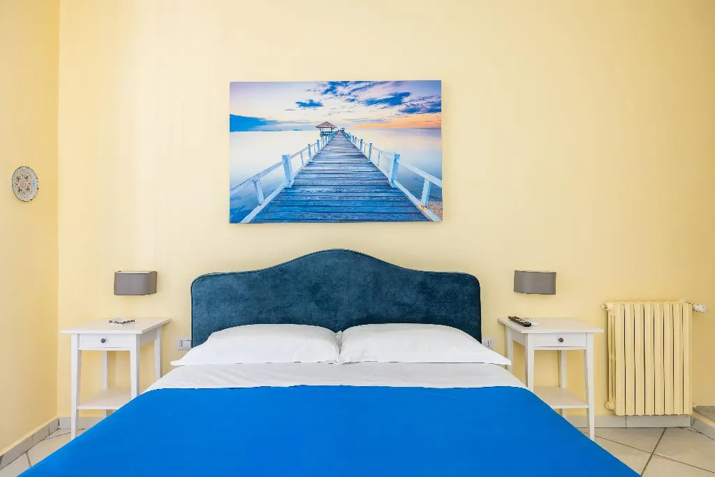 QUADRUPLE CLASSIC Room, La Casa Di Bruno, Naples