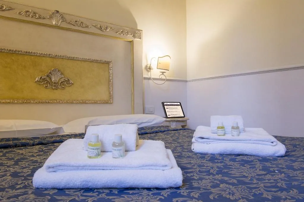 Room, B&B Relais Tiffany, Florence