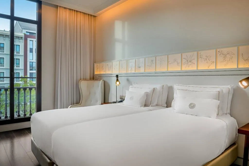 Room, Cotton House, Autograph Collection, Barcelona
