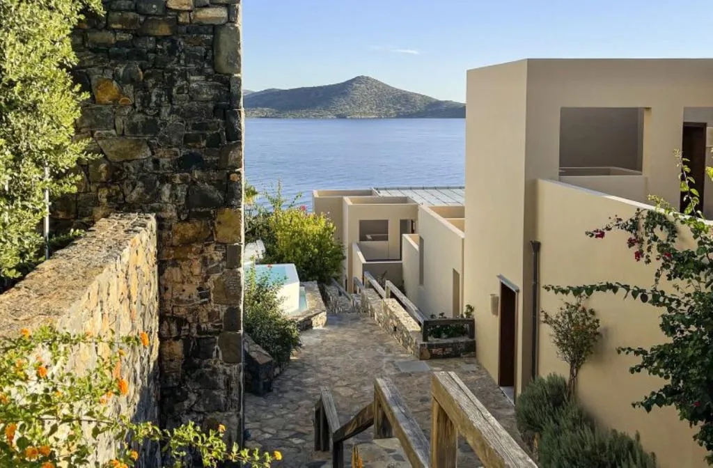 SUITE DELUXE SEA FRONT Room, Aquila Elounda Village Resort, suites & spa, Crete