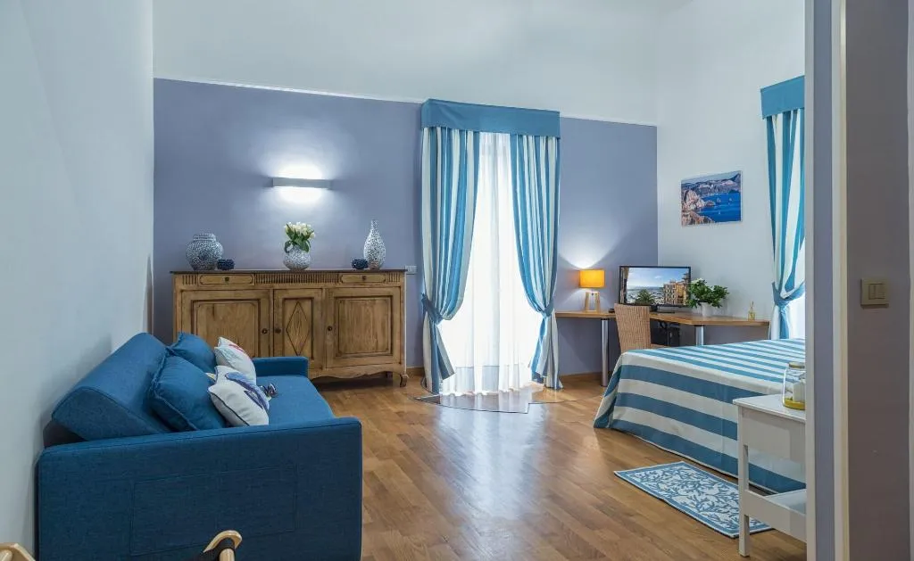 Room, Casa D Amare, Naples