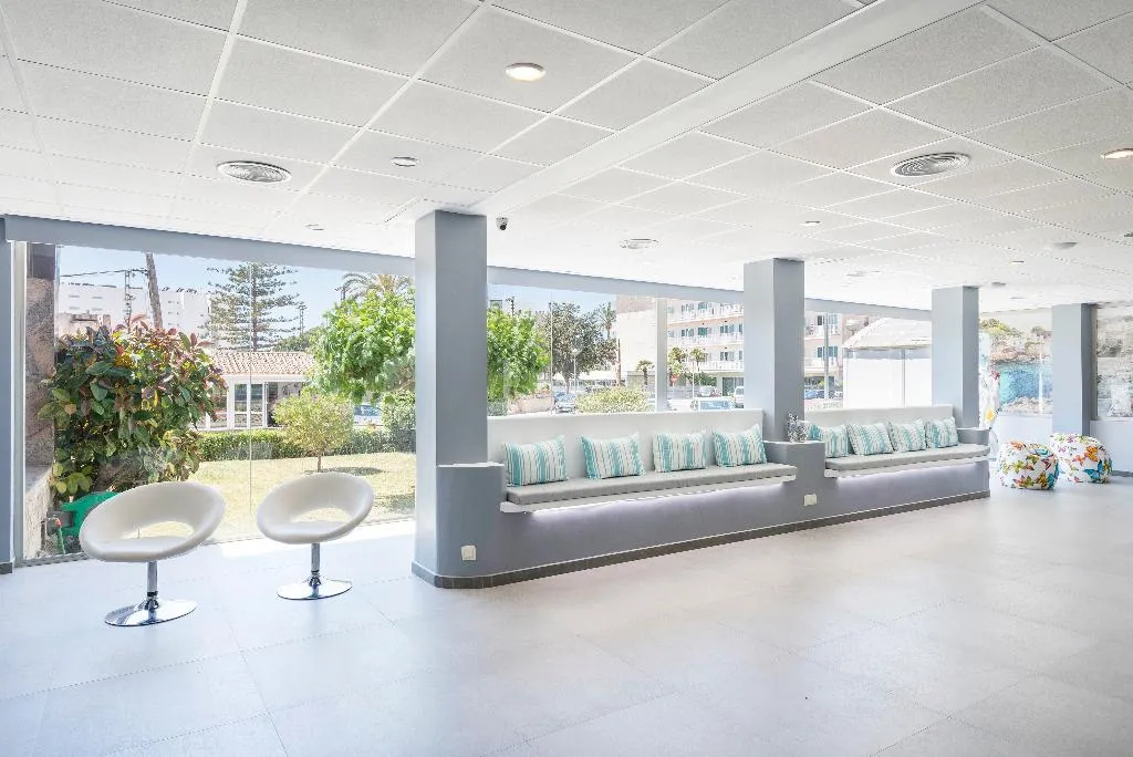 Lobby, Nura Boreal, Majorca