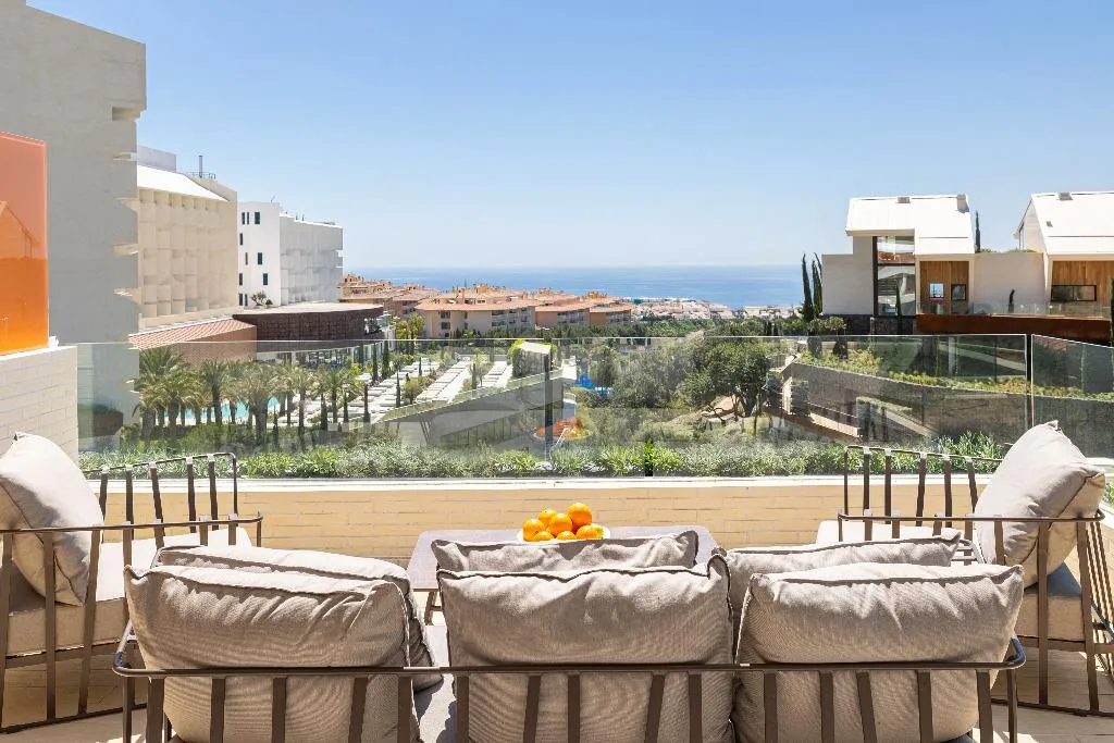 STUDIO DELUXE ONE BED Room, Leiro Residences - Preferred Hotels & Resorts, Costa Del Sol