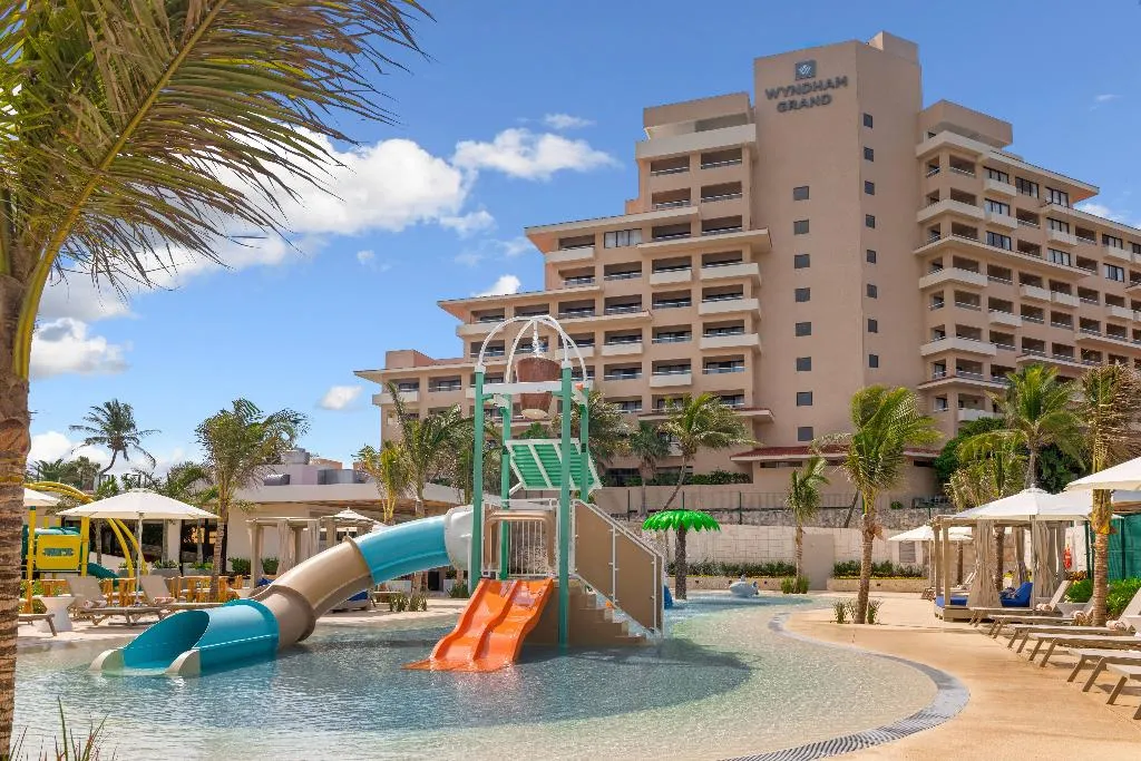 Sports and Entertainment, Wyndham Grand Cancun All Inclusive Resort & Villas, Cancun Area