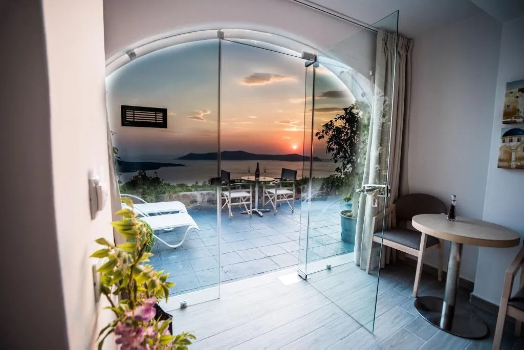 Room, Kratiras View Luxury Suites, Santorini