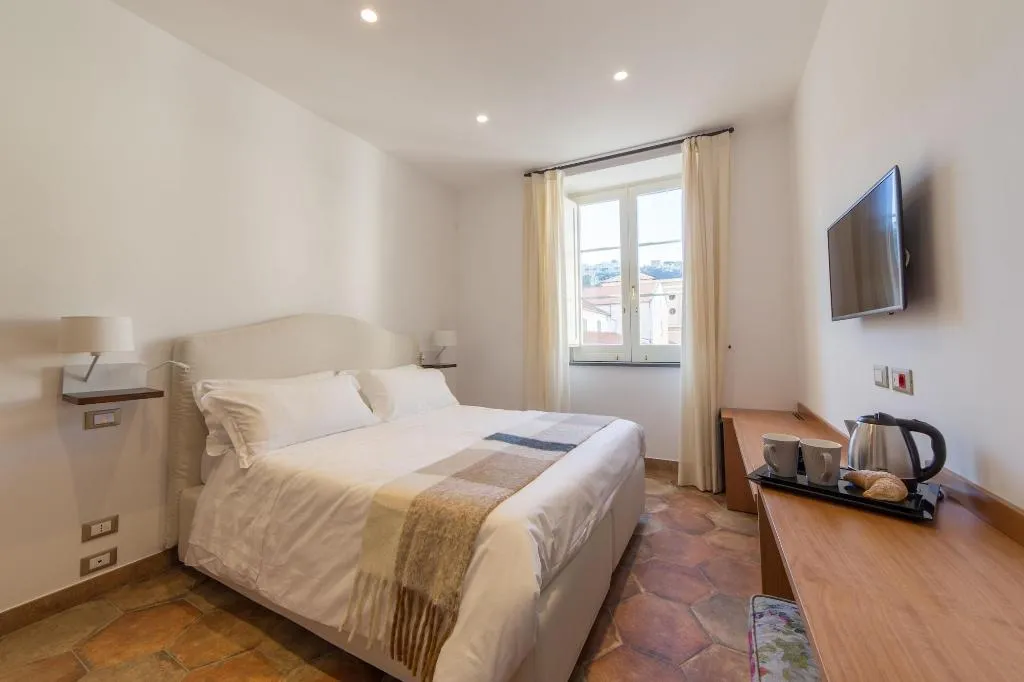 Room, Residenza Il Campanile, Naples