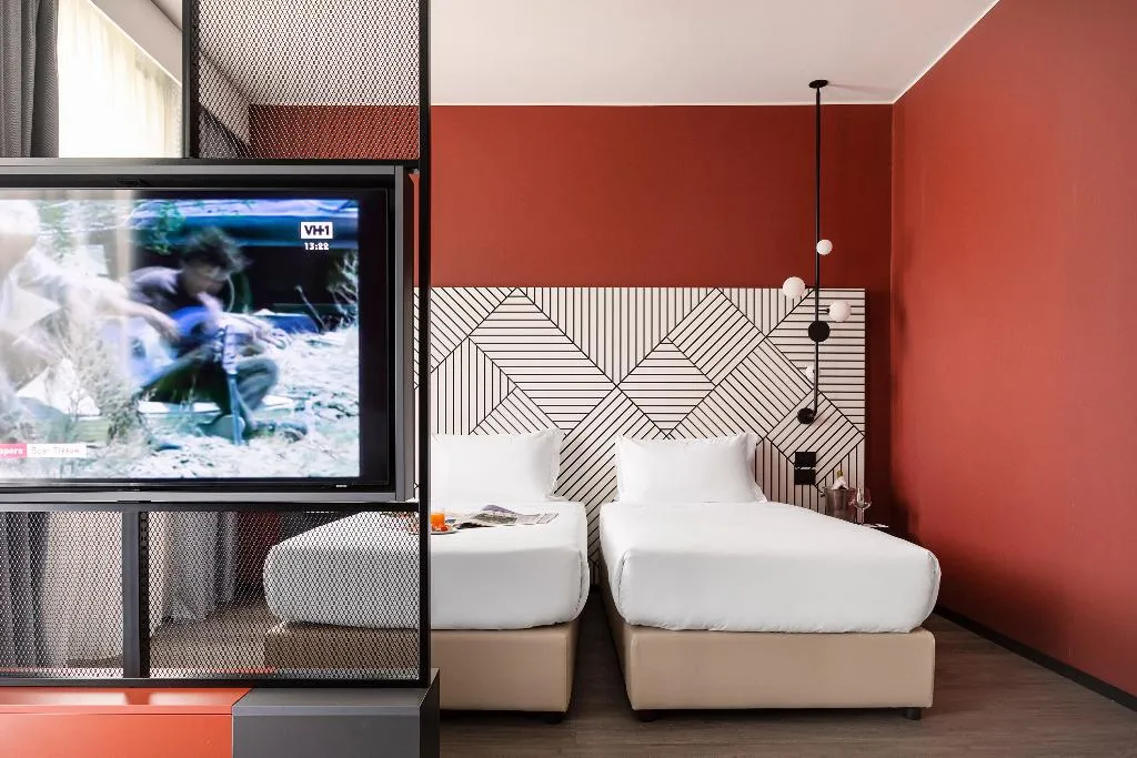 JUNIOR SUITE CAPACITY 2 Room, Quark Hotel Milano, Milan