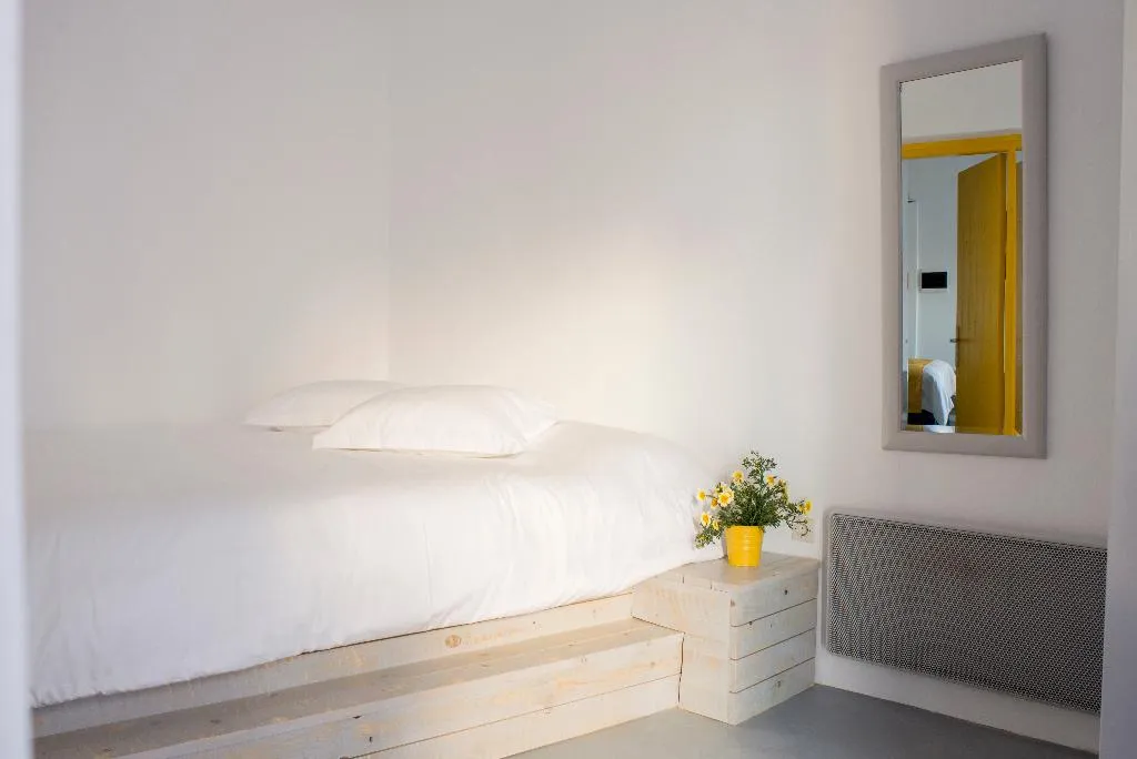 FAMILY ROOM DELUXE WITH PRIVATE POOL Room, Earino Suites and Villas, Santorini