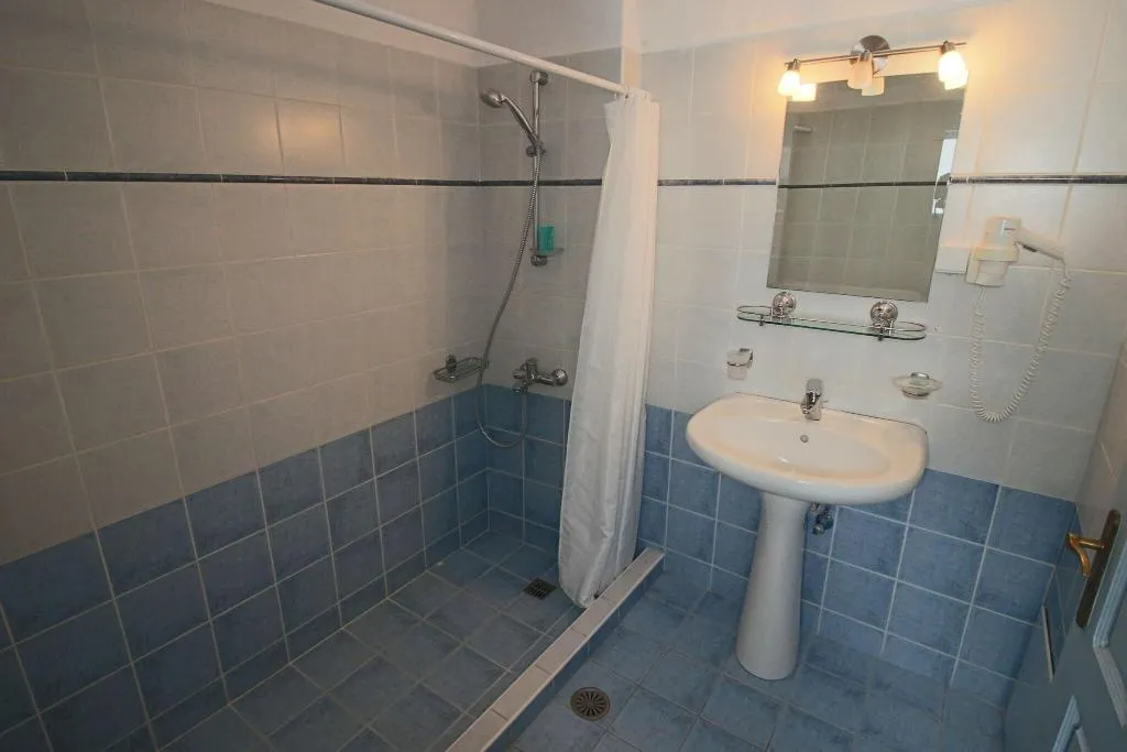 DOUBLE ONE BED Room, Aethrio Sunset Village, Santorini