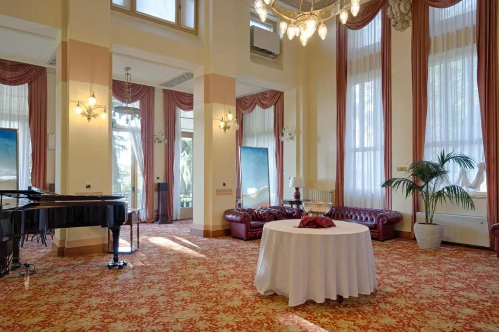 Lobby, I Palazzi - Palace Grand Hotel Varese, Milan