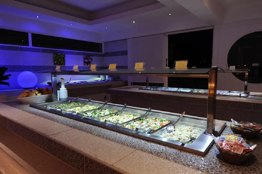 Restaurant, Piere Anne Beach Hotel, Cyprus