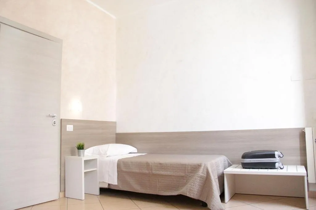 Room, Hotel Siro, Milan