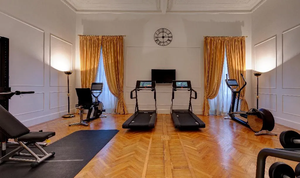 Sports and Entertainment, Grand Hotel Plaza, Rome