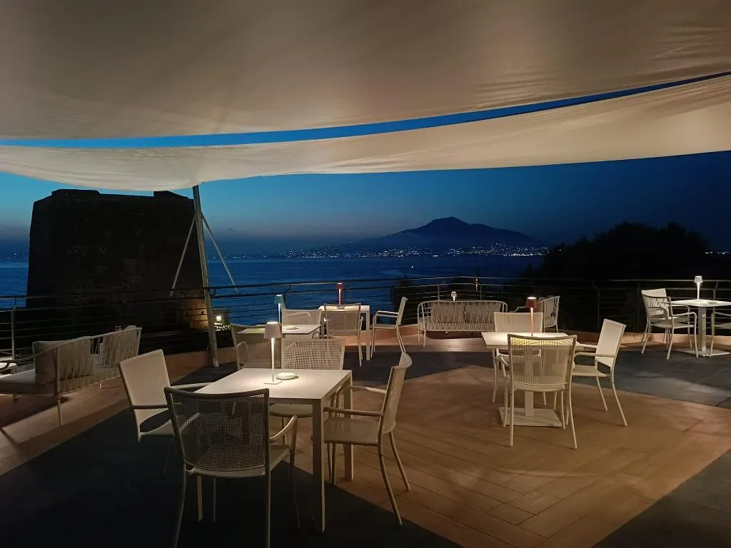 Terrace, Eden Bleu, Naples