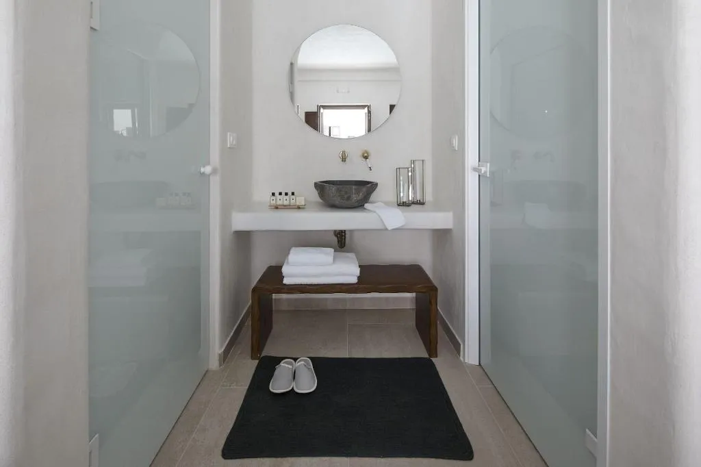 Room, Winery Hotel 1870, Santorini