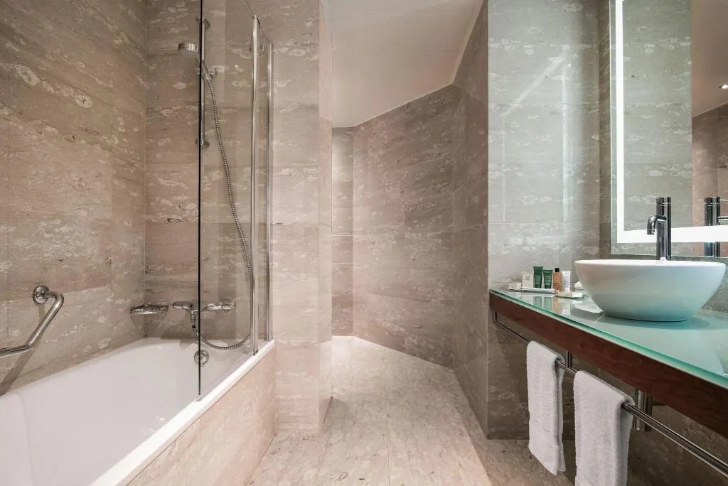 Room, Hilton Diagonal Mar Barcelona, Barcelona
