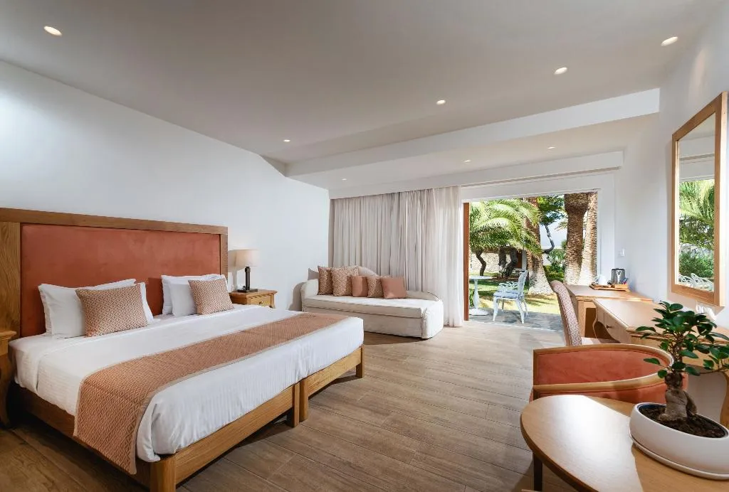 BUNGALOW PREMIUM Room, Civitel Creta Beach, Crete