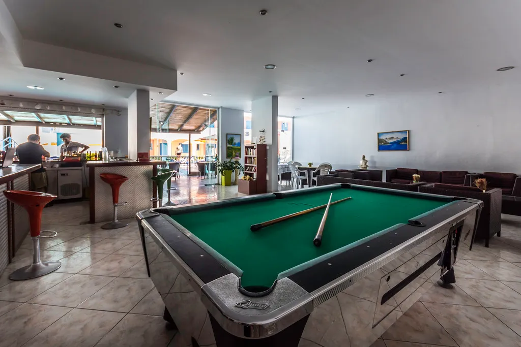 Lobby, Vossos, Zante
