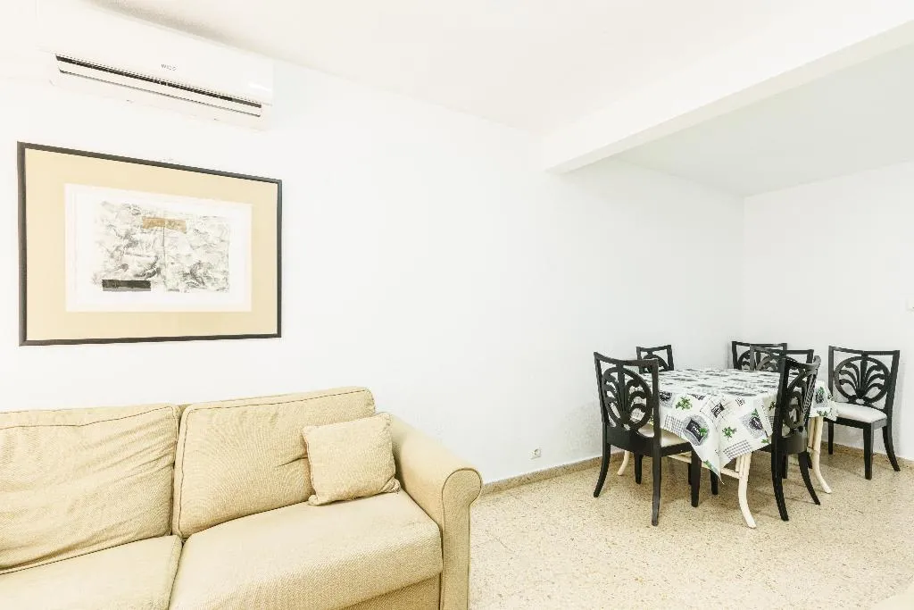 APARTMENT THREE BEDROOMS ONE BATHROOM Room, Apartamentos Maja Beach, Costa Blanca