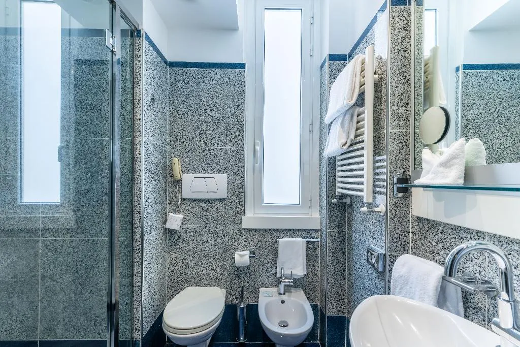 DOUBLE SINGLE USE ECONOMY Room, Best Western Plus Hotel Universo, Rome