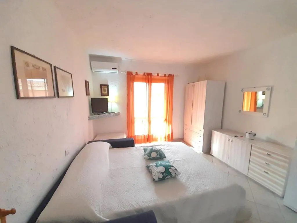 STUDIO CAPACITY 2 Room, BAIA de BAHAS - Apartments, Olbia