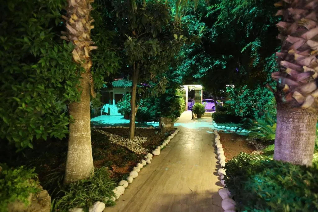 Sports and Entertainment, Melissa Moment, Antalya