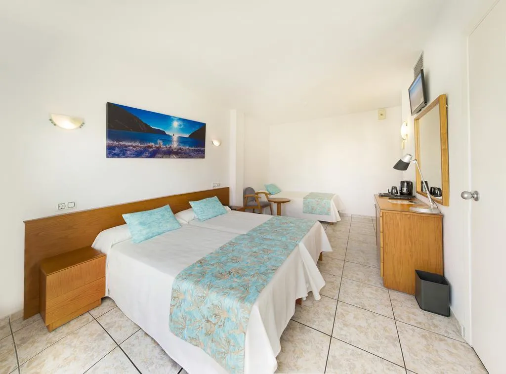 Room, Tropical, Ibiza