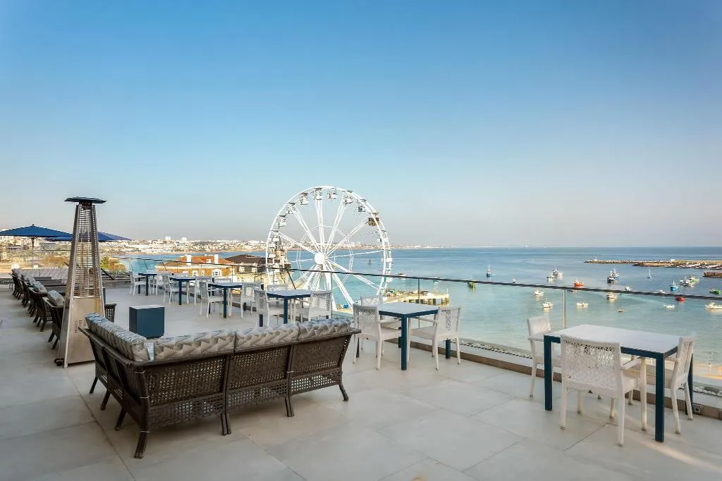 Terrace, Hotel Baía, Lisbon