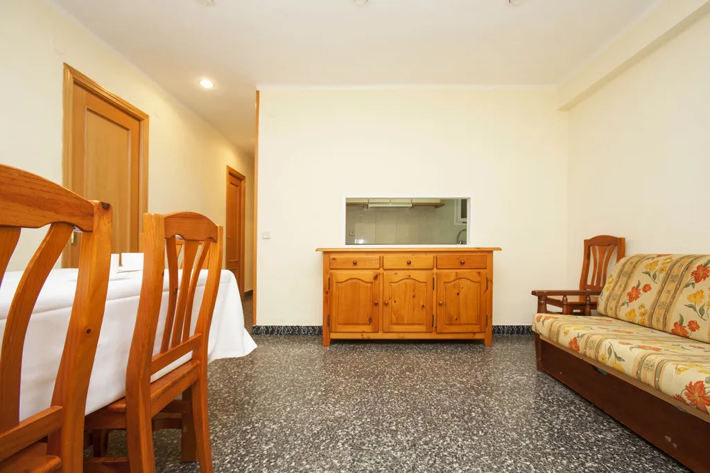 APARTMENT CAPACITY 8 THREE BEDROOMS Room, Goya, Costa Dorada