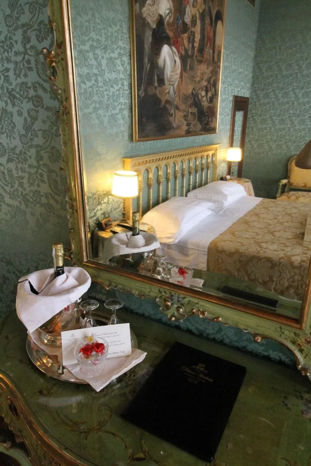 Room, Palazzo Abadessa, Venice