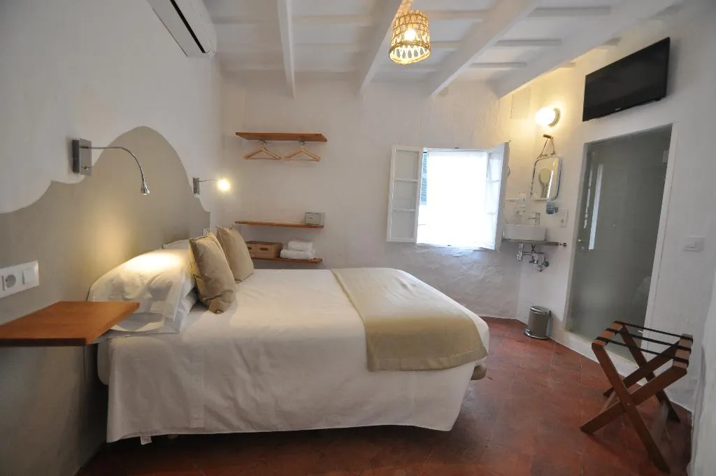 DOUBLE BASIC Room, Port Antic Ciutadella, Menorca
