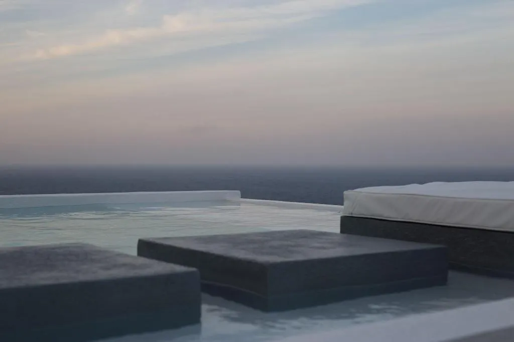 Terrace, Horizon Mills Villas & Suites, Santorini