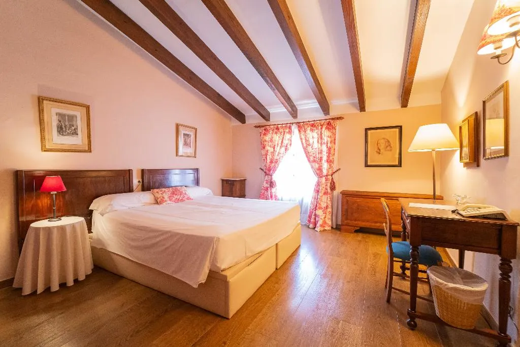 Double or Twin WITH TERRACE Room, Hotel Rural S'Olivaret, Majorca