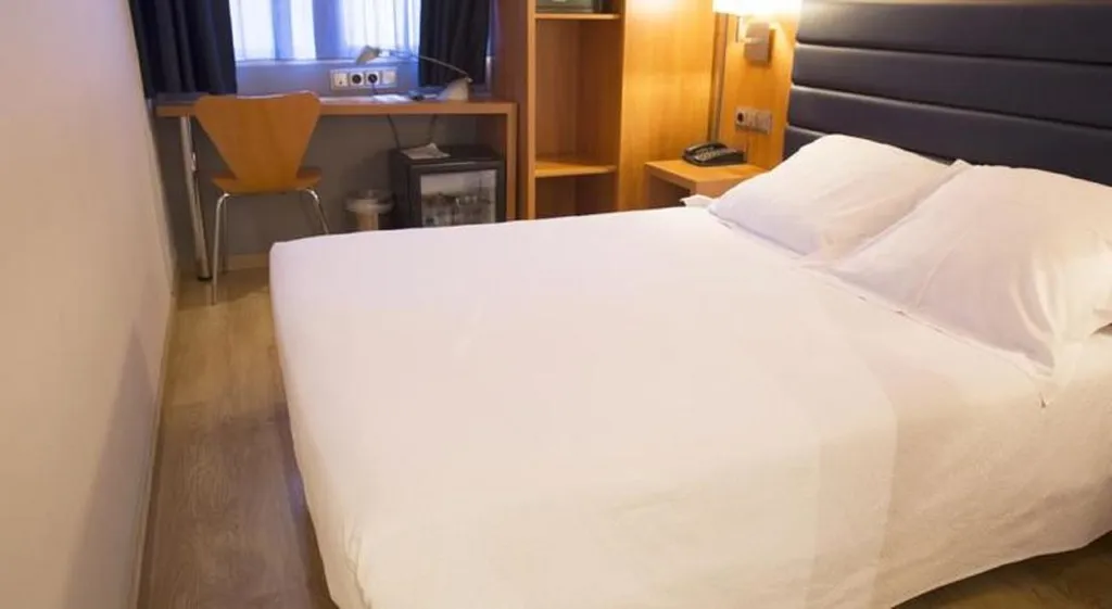 DOUBLE STANDARD Room, Barcelona Century Hotel, Barcelona