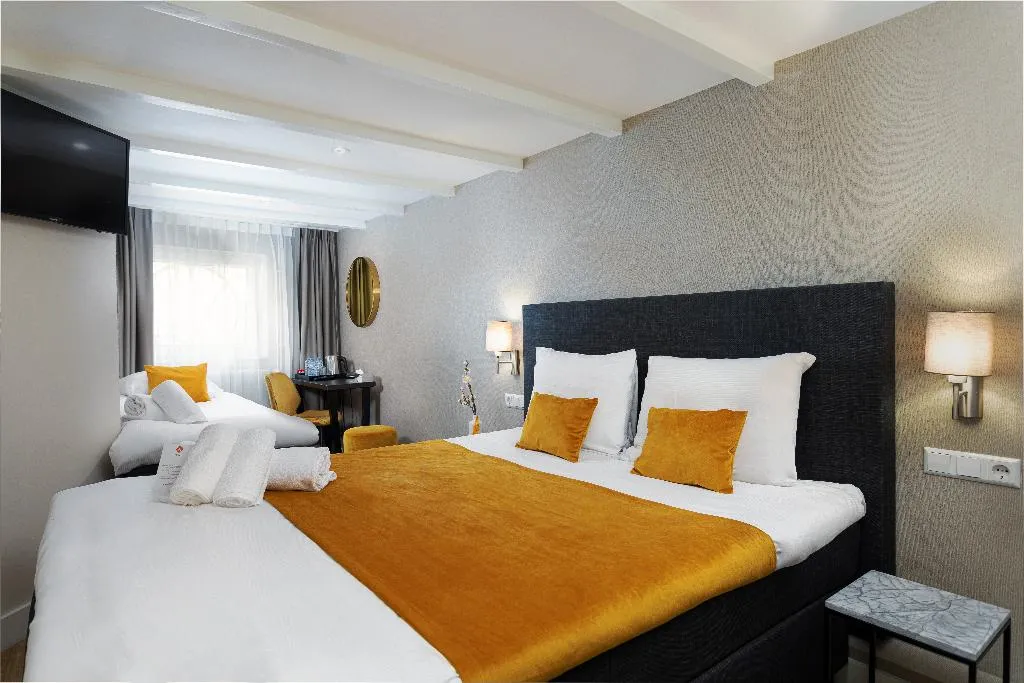 TRIPLE STANDARD Room, NL Hotel District Leidseplein, Amsterdam