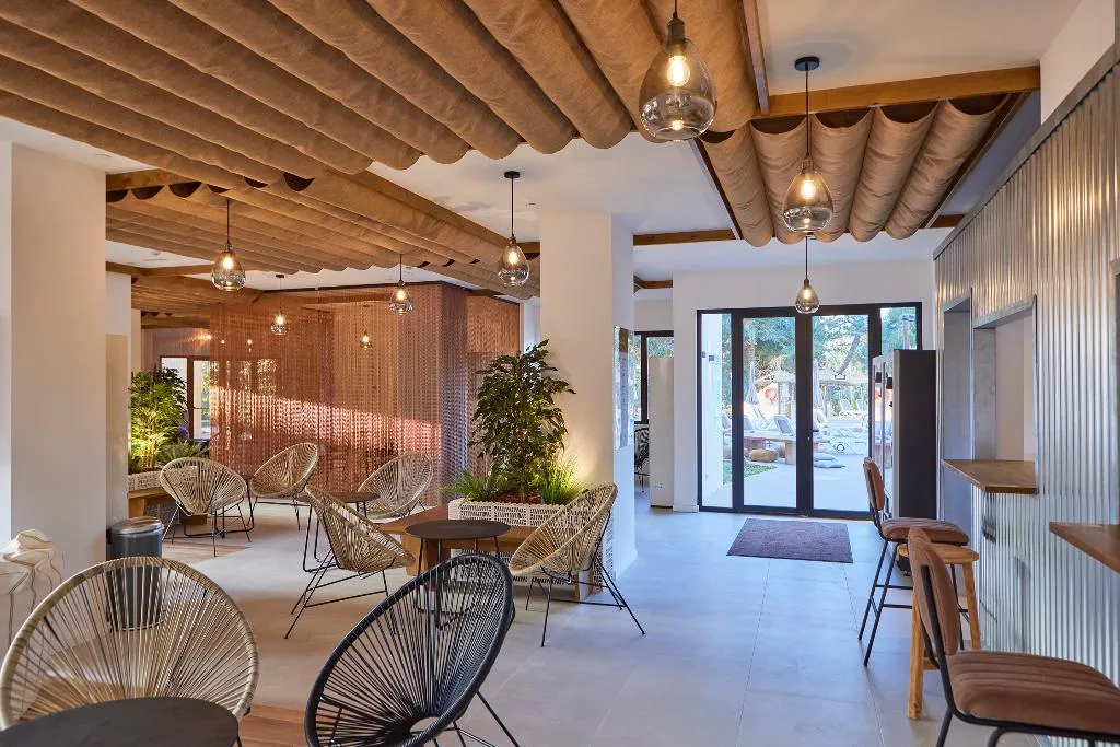Lobby, tent Palmanova, Majorca