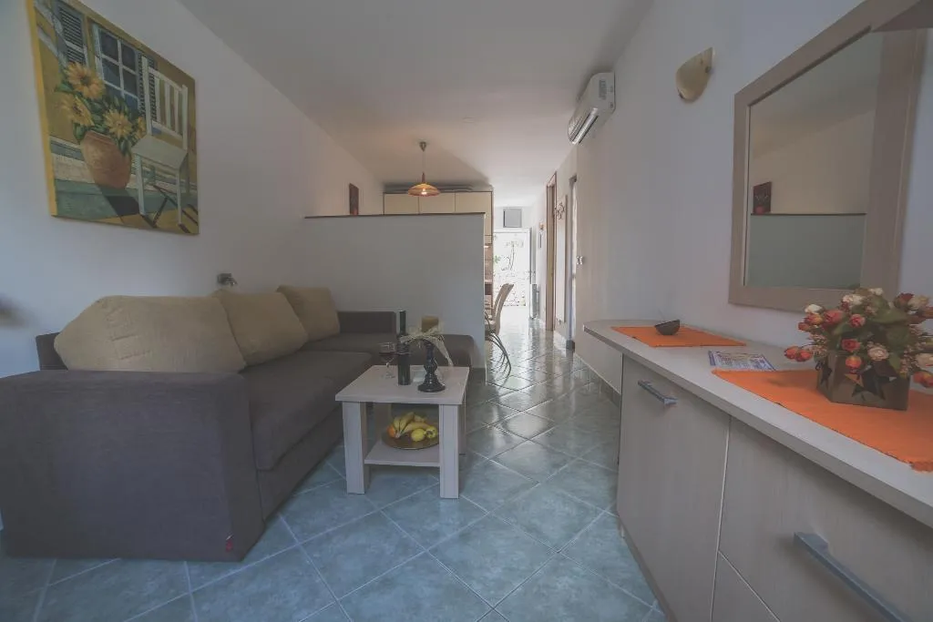 APARTMENT ONE BEDROOM Room, Beach Apartments Lavica, Split
