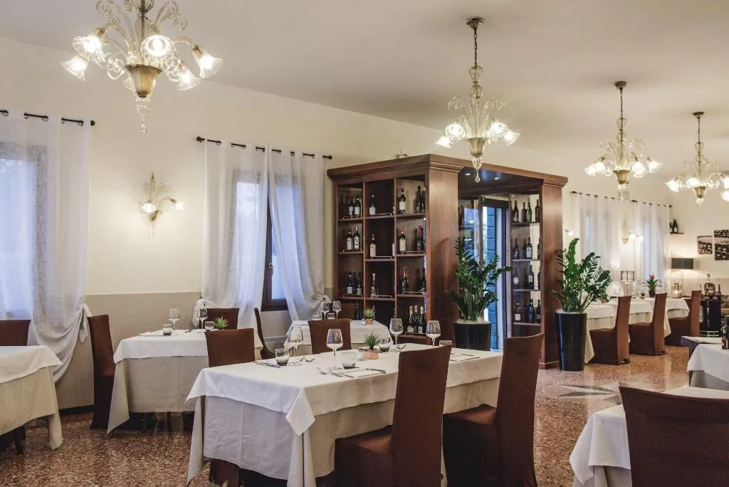 Restaurant, Hotel Ristorante Alla Villa Fini, Venice