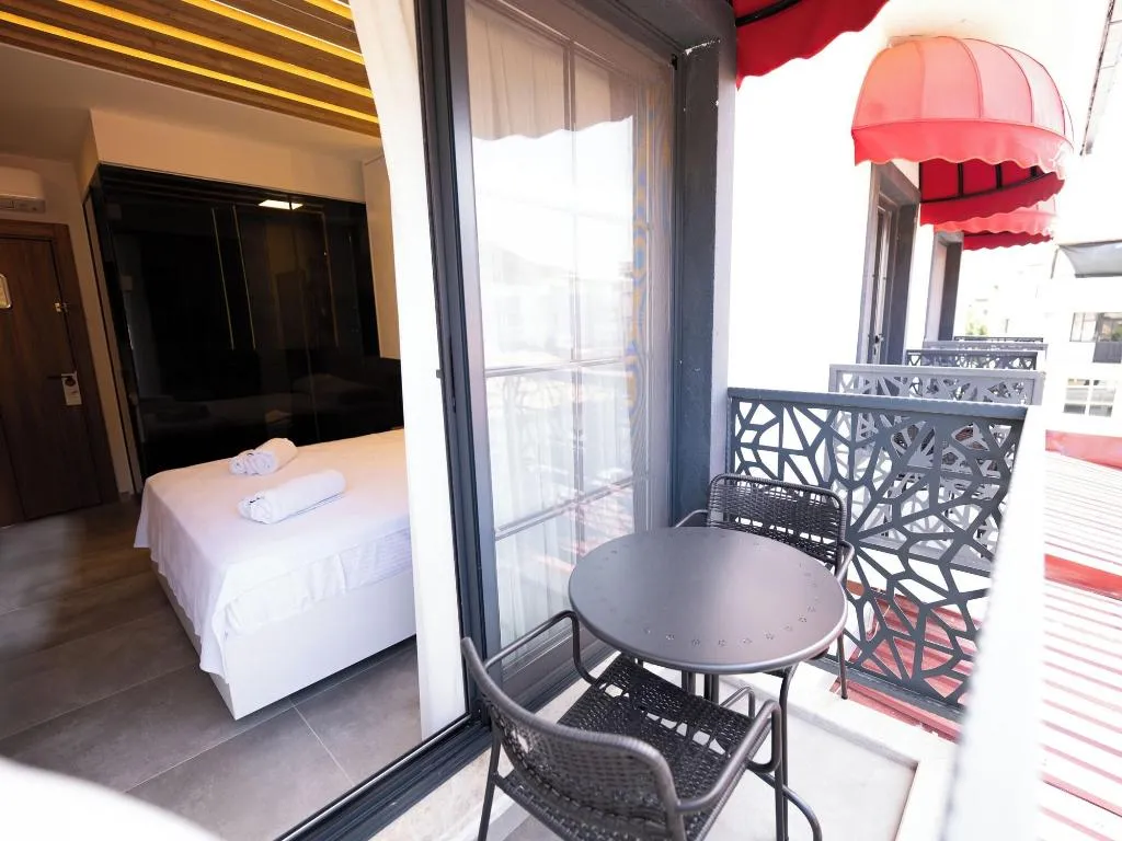 Room, Lorend Inn, Dalaman