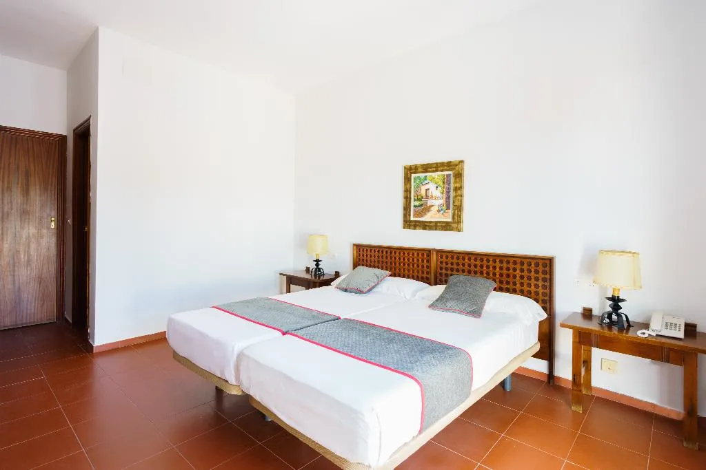 TWIN STANDARD Room, Hotel Las Cumbres, Andalucia