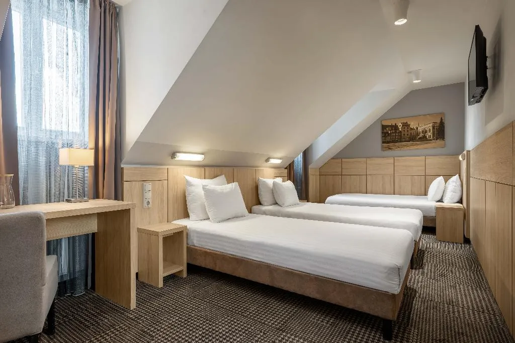 TRIPLE STANDARD Room, Wellton Centrum Hotel & SPA, Riga