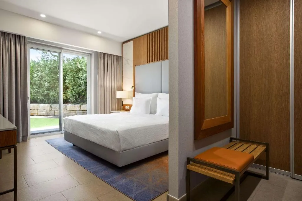 SUITE ONE BEDROOM Accessible Room, Wyndham Grand Algarve, Algarve