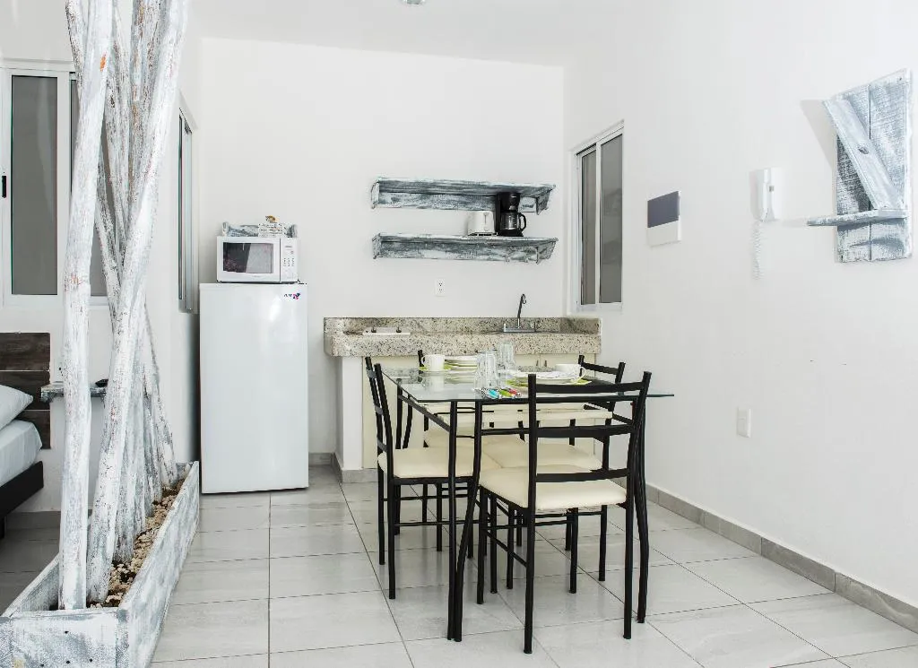 STUDIO POOL VIEW Room, Suite 24, Playa Del Carmen