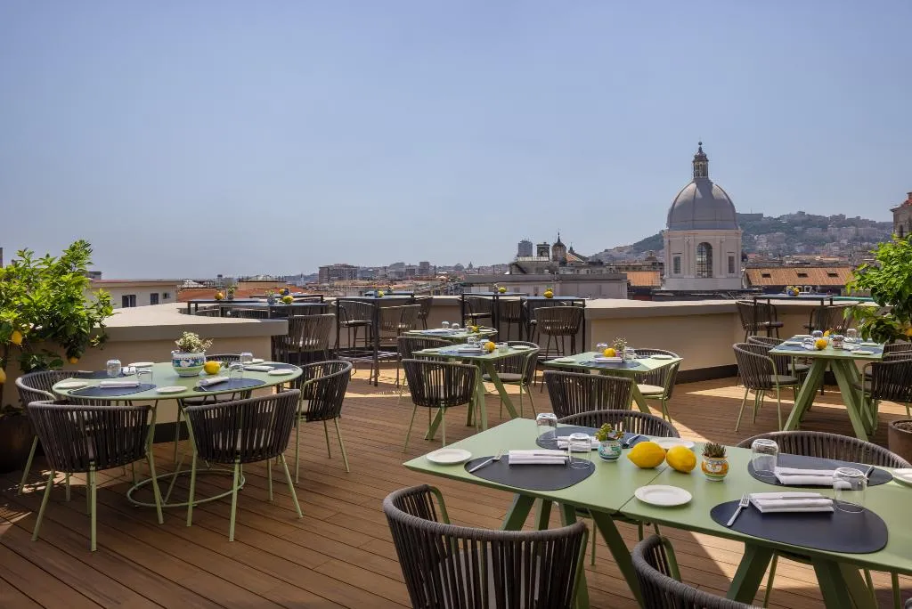 Terrace, UNA HOTELS Napoli, Naples