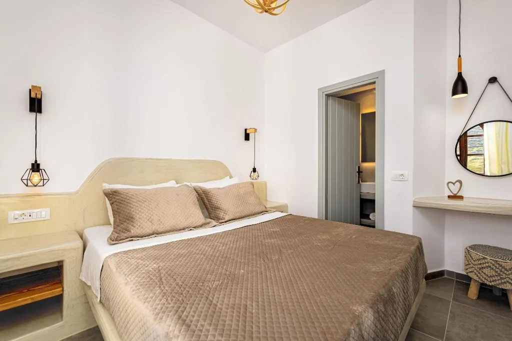 Room, Agia Irini, Santorini