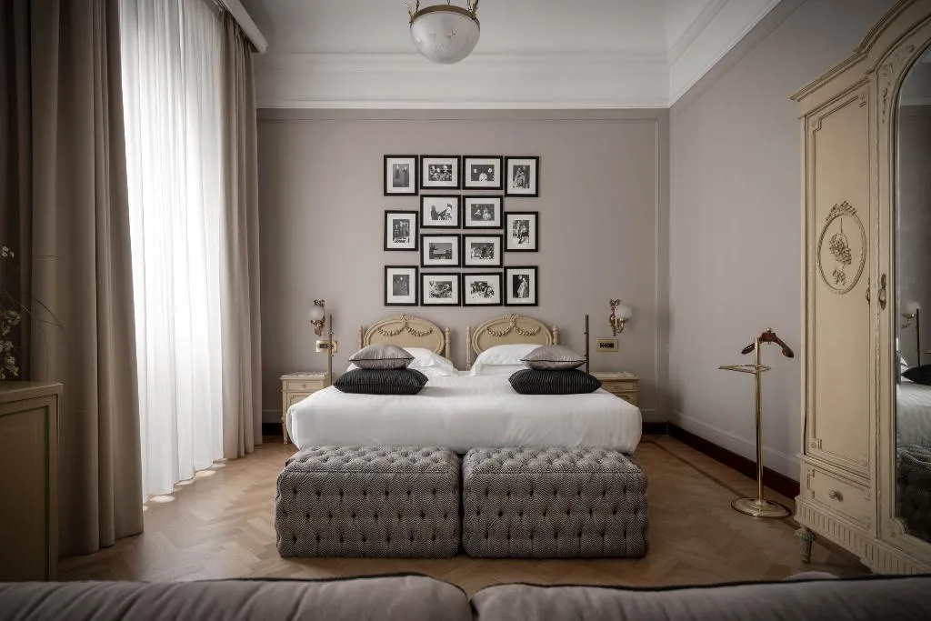 JUNIOR SUITE STANDARD Room, Grand Hotel et de Milan, Milan